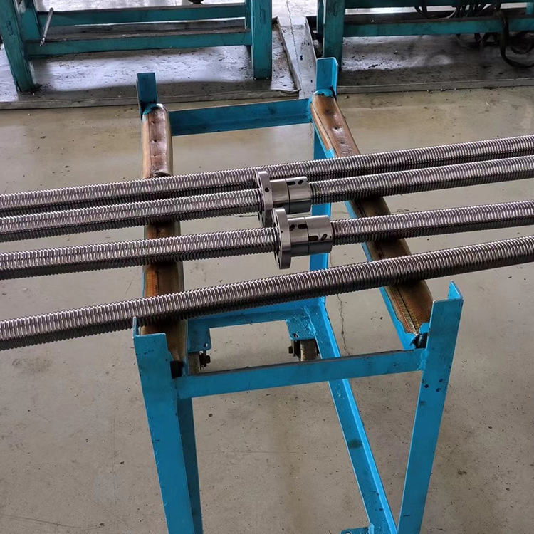 滚珠丝杆加工定制的优势特点有哪些