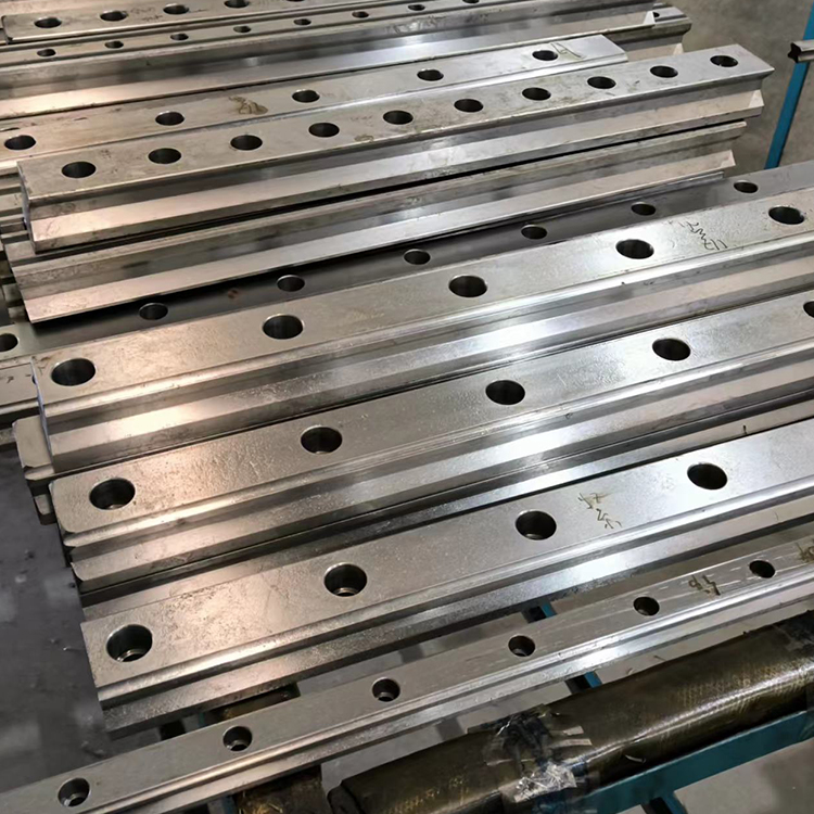 如何区分市面上直线导轨的好坏